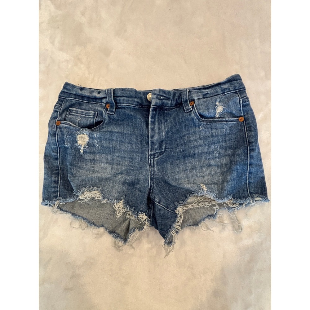 BlankNYC The Astor Distressed Denim Shorts Medium Wash Frayed Hem Size 27